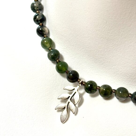 Genuine Gemstone Green Moss Agate Silver Leaf Branch Beaded Short Necklace - Picture 1 of 13